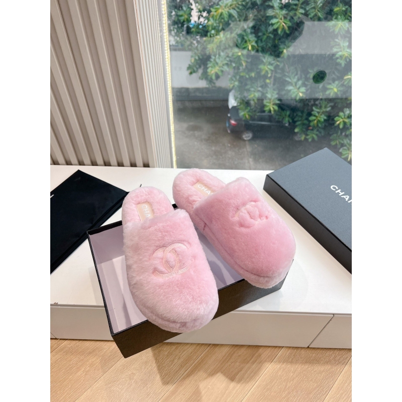 Ch*el slippers